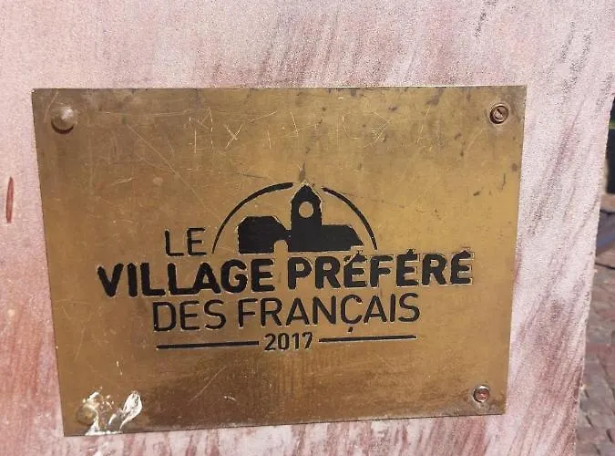 La Parenthese Apartment *